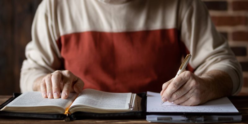 A Parent’s Guide to Choosing the Right Christian Education 